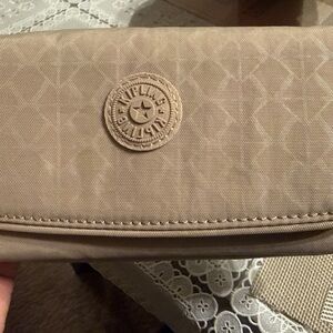 Kipling Beige Women's Nylon snap Wallet with RFID-new with minor defect